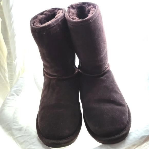 Bearpaw Chocolate Shearling Boots EUC ❤️ - Picture 2 of 11